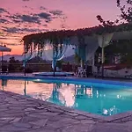 Seralis Pelion 4*