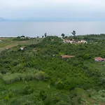 Seralis Pelion Pensión 4*