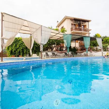 Seralis Pelion 4*