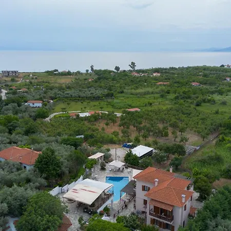 ゲストハウス Seralis Pelion