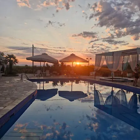 ゲストハウス Seralis Pelion 4*